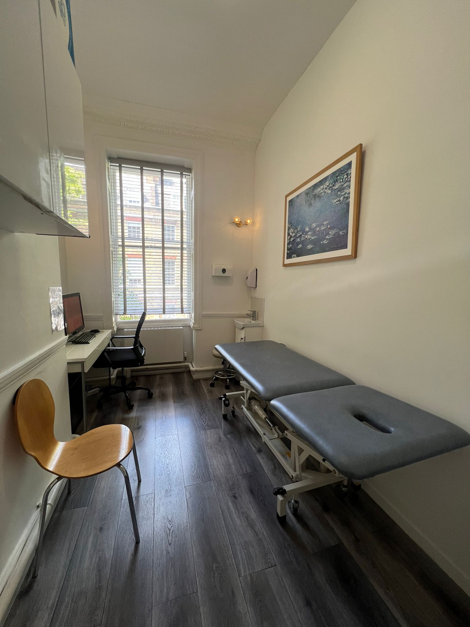Treatment Room at London Health and Wellbeing