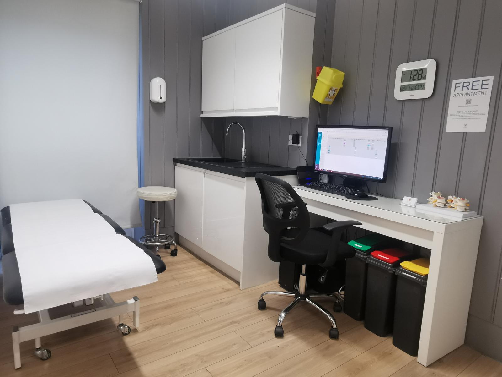 Treatment Room at London Health Hub