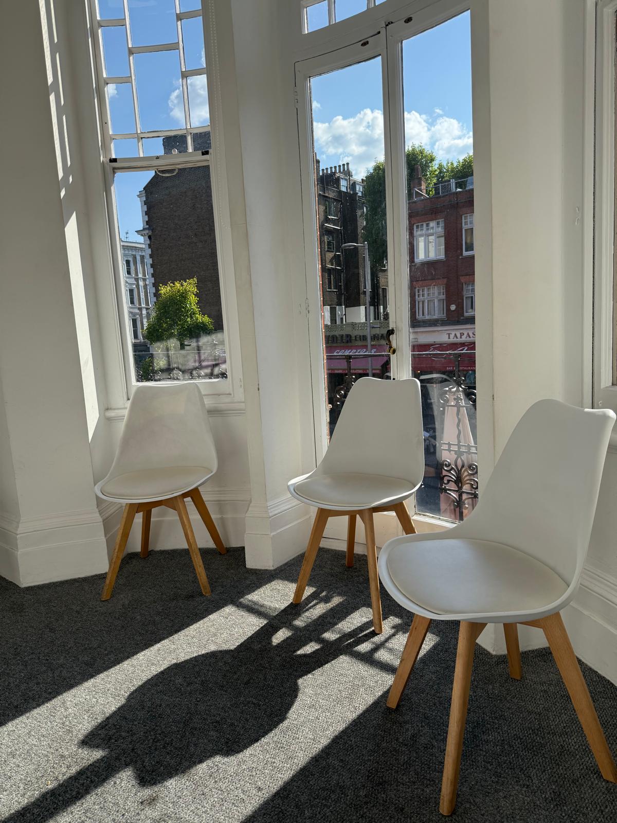 Waiting Area at Osteopathy Physiotherapy London